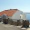 Beachfront apartments Rukavina