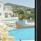 Tala Luxury apartments with pool by Raise