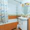 Nice two- bedroom apartment in five minutes from metro Minskaya - 基辅