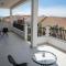 Apartments Tila
