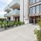 Sunny Rewal Apartments by Noclegi Renters
