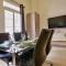 Charming Valletta 1 bedroom apartment off Republic Street sleeps 4
