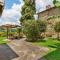 Rustic Holiday Home in Citt di Castello with Swimming Pool