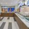 Holiday Inn Express Southington - Southington