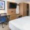 Holiday Inn Express Southington, an IHG Hotel