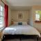 Drake Cottage 473
