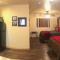 Alpaca Inn, The