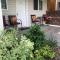 Alpaca Inn, The