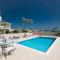 Shaye Front Line Villa