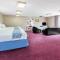 Days Inn by Wyndham Hicksville Long Island - Hicksville