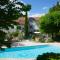 Logis Hotel Le Blason de Provence - Monteux