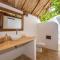 Gitana del Mar Beach Retreat