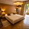 Hotel Les Restanques De Moustiers