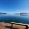 Lake View Motel