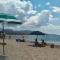In front of the beach - La terrazza sul mare