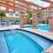 Holiday Inn Express & Suites - Gainesville I-75 by IHG