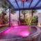 Villa Gordal - Enormous Villa in Las Vegas with 39 Sleeps - لاس فيغاس