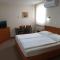 Dežman Apartments & Rooms