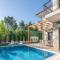 Vintage Villas