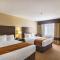 Comfort Inn & Suites - موهافي