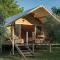 Glamping in Toscana, luxury tents in agriturismo biologico