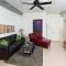 Folly Vacation 620 apartment w/bonus room, one block to the beach & pet friendly