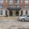 Mod Apartment next to Forest Park/Zoo/WashU/BJC