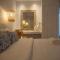 Adonis Hotel Studios & Apartments