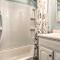 1 Block to Ocean Shore Condo in Myrtle Beach!