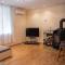 Family-friendly 2 rooms apartment with view to a forest