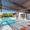 Unique Private Villa with Pools and Golf Cart - 拉罗马纳