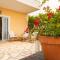 Janakis Apartments