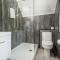Forest Drove Cottage · Idyllic New Forest 6 Bedroom Thatched Cottage