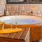 Jacuzzi - Flexible SelfCheckIns 20 - Zagreb - Luxury - Garage - Smart - Brand New - Apartments Repinc