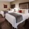 Best Western Plus Stevens County Inn