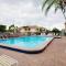 OYO Waterfront Hotel- Cape Coral Fort Myers, FL - Cape Coral