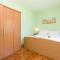 Apartments with parking space Porec - 6922