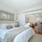 White Waves Beach House