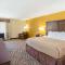 La Quinta by Wyndham Floresville