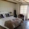 12 on Beach Guest House - Saldanha