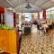 House Center