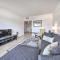 Modern City Condo Close to Downtown Phoenix!