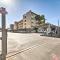 Modern City Condo Close to Downtown Phoenix!