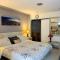 Apartaestudio El Lugar Ideal Cra. 62 #74-143.