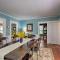 Bright Lake Winnipesaukee Home - Walk to Town