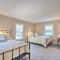 Bright Lake Winnipesaukee Home - Walk to Town