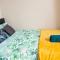 Delightful Central, Seaside Apartment-with free parking - 南希尔兹