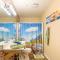 Spacious house with hot tub spa, to enjoy red rock view, near Amitabha stupa, and trails - سيدونا