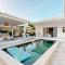 Sunyi Villas