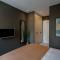 Zanzi by Stylish Stays